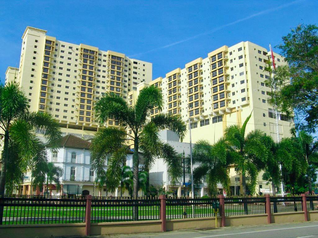 N'Dnie Homestay Pelangi Mall Condominium Kota Bahru Luaran gambar